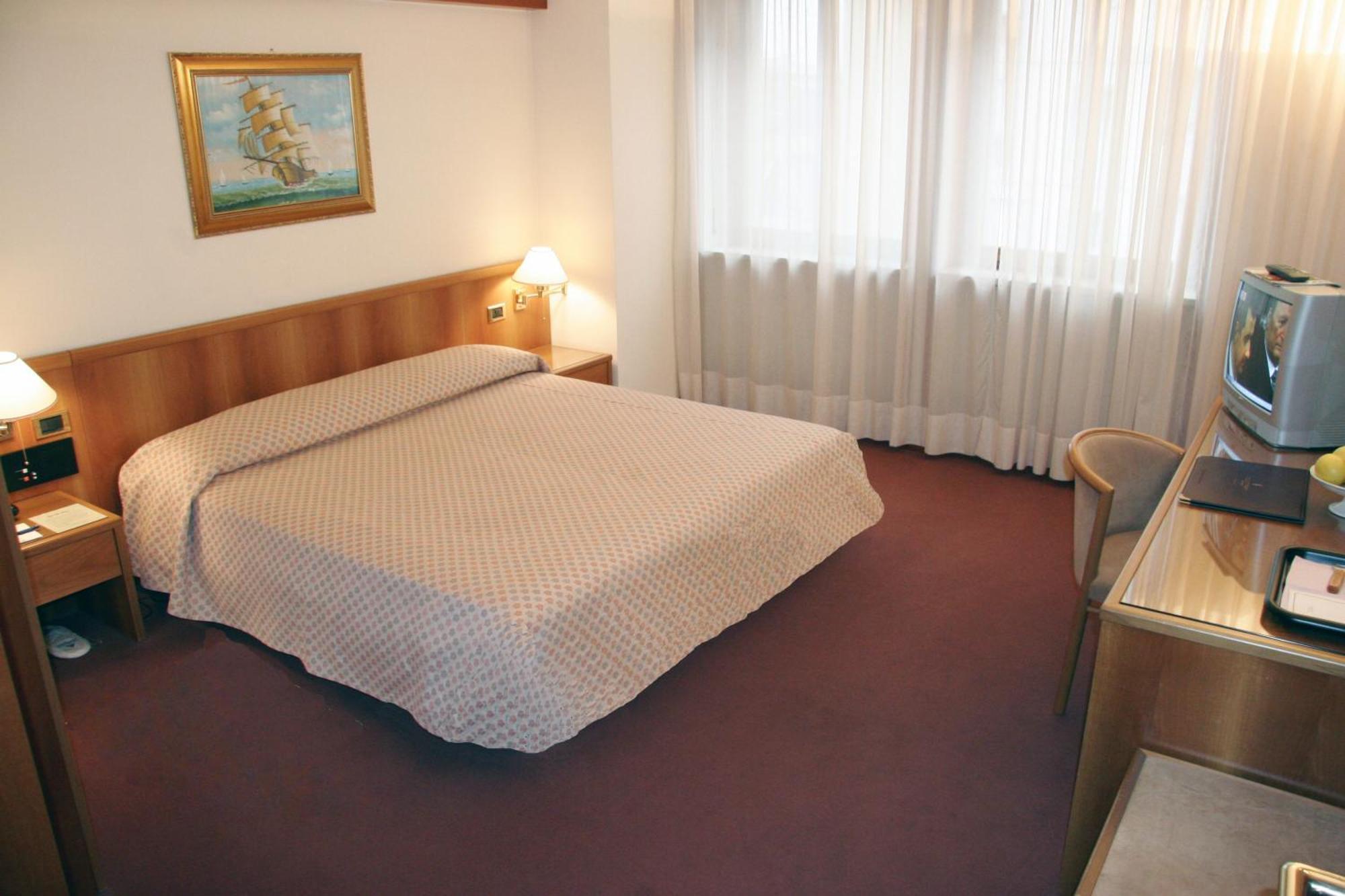 Hotel Villa Ottoboni Pordenone Eksteriør bilde